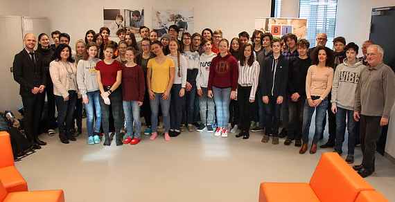 Junge Talente trainieren im Educational Lab