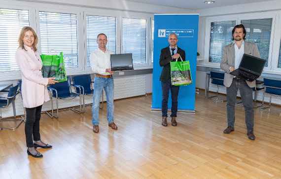 Übergabe von weiteren 29 Computern an die Kärntner Bildungsdirektion