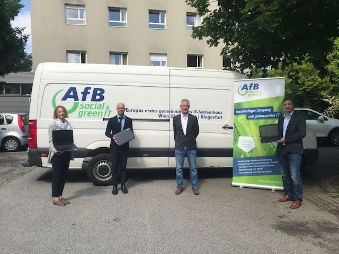 Erste Lieferung von 150 Geräten an die Kärntner Bildungsdirektion