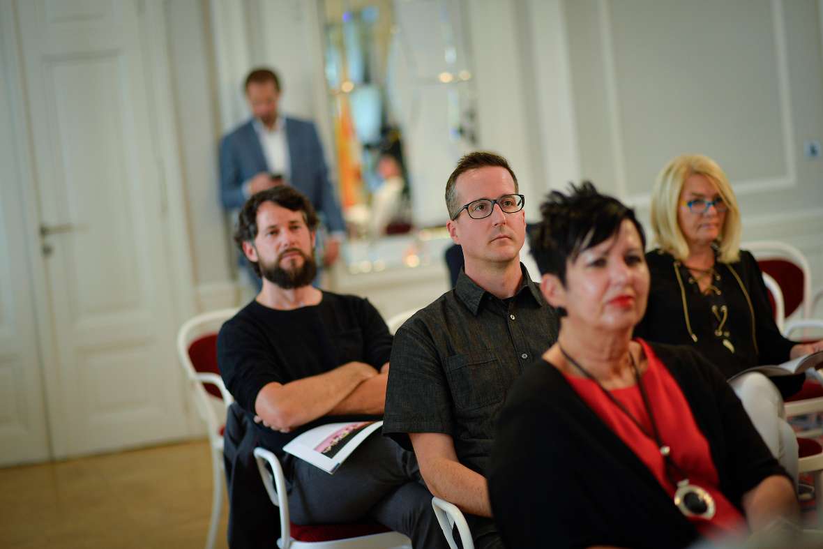 Abschlusspräentation Schüler Jugend Theater 2019/2020; mit u.a. LH Peter Kaiser, <br/>Gerhild Hubmann, Robert Klinglmair, <br/>Rudolf Altersberger und <br/>Herbert Gantschacher;