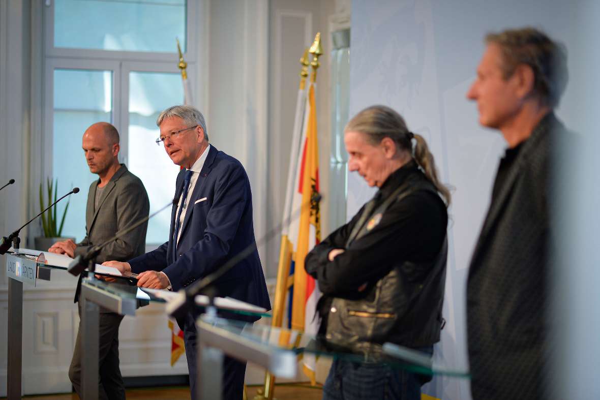 Abschlusspräentation Schüler Jugend Theater 2019/2020; mit u.a. LH Peter Kaiser, <br/>Gerhild Hubmann, Robert Klinglmair, <br/>Rudolf Altersberger und <br/>Herbert Gantschacher;