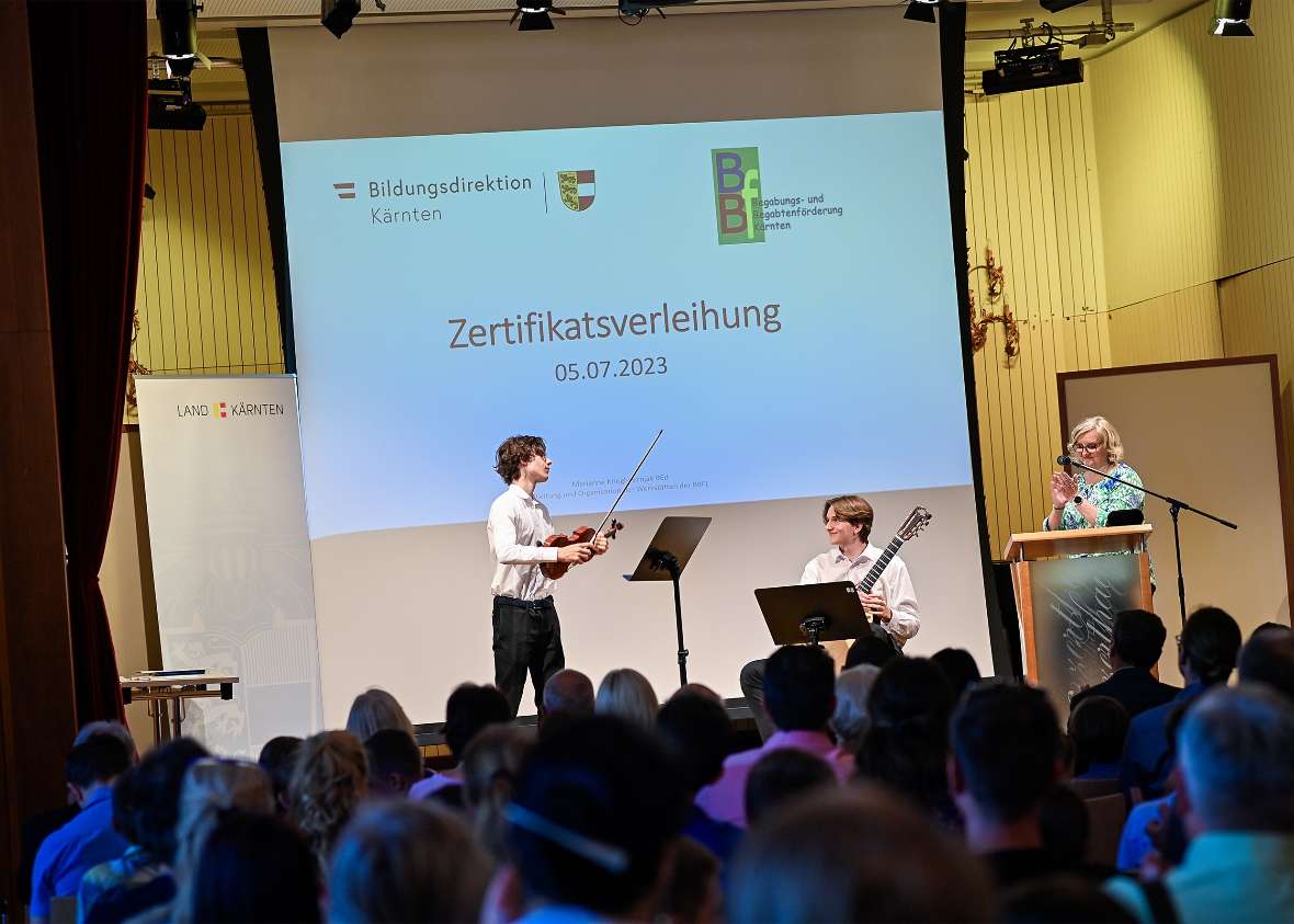 LPD/Bauer Zertifikatsverleihung Werkstätten der Begabungs- und Begabtenförderung. Konzertahaus Klagenfurt, Mozartsaal.